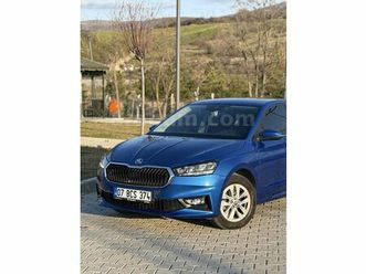 sahibinden skoda fabia 1.0 tsi premium 2022 model ankara 32.000 km mavi - 38659588 | arabam.com