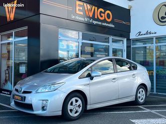 toyota prius iii (3) hybride 136 ch active