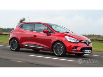 renault clio rossa 1.5