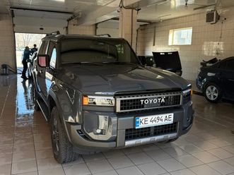 toyota land cruiser prado 2025