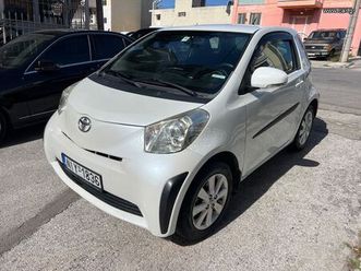toyota iq 2012