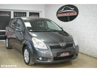 toyota corolla verso 1.6 luna