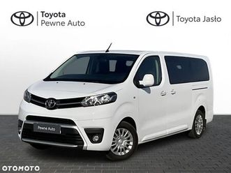 toyota proace verso 2.0 d4-d long business