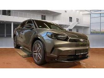 ford capri 77 premium extended range 5d