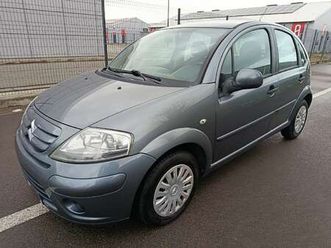 1.1i essence pret a immatriculer