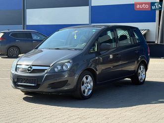 opel zafira 2012