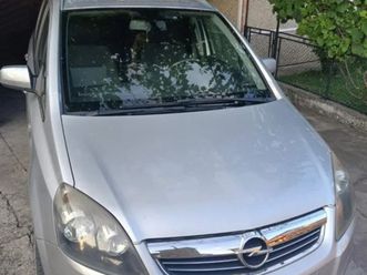 opel zafira 2010