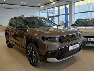 najnowsza wersja jeep compass elektryczny first edition bev 213km piła