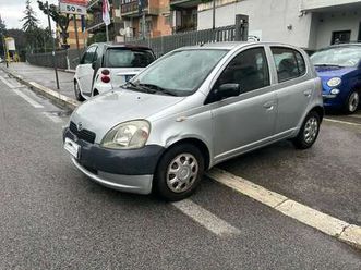 yaris 5 porte 1.0 sol