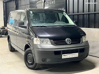volkswagen transporter t5 fourgon / 1.9 tdi 102 ch / 3 places / entretiens à jours