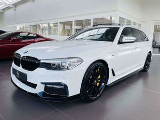 bmw série 5 520 da ** garantie + pack m + toit pano + led + gps **