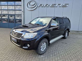 toyota hilux 2.5 d-4d 4wd sr