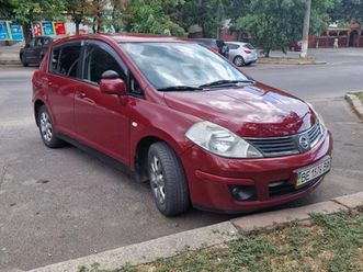 nissan tiida 2008