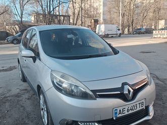 renault grand scenic 2013