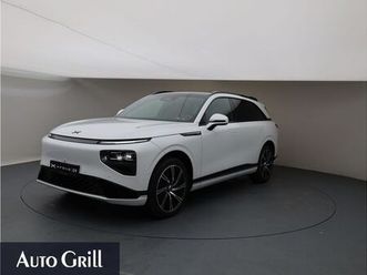 performance fahrassist+led+pano+sitzklima+aut