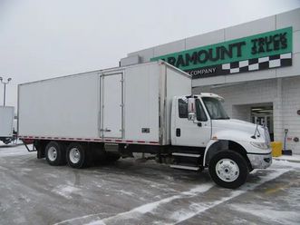 2018 international 4400 diesel tandem axle 26ft insulated mud tr