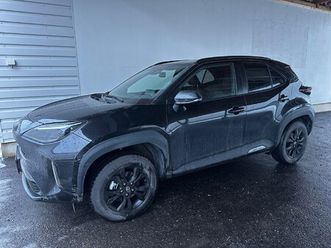 1.5 hybrid 116 awd-i active - juuri huolettu! - toyota approved! - navigointi - neliveto!