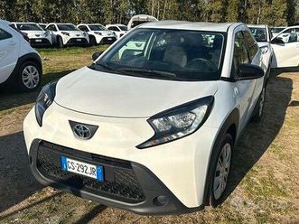 toyota aygo x 1.0 vvt-i 72 cv 5 porte active **pre