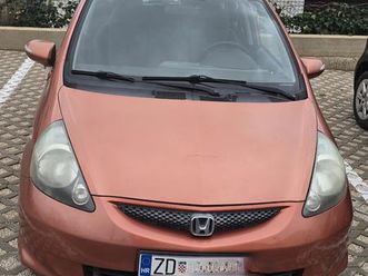 honda jazz 1,4, 2006 god.