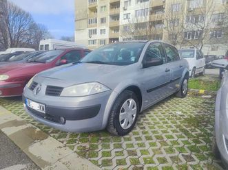 renault megane sedan 1.6 първи собственик