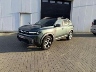 ② dacia duster journey+ full hybrid 145 — dacia — 2ememain