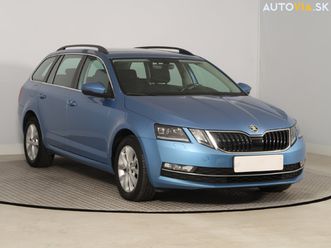 skoda octavia 1.6 tdistyle , tempomat za 10 900 €