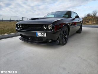 dodge challenger 5.7 r/t