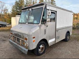 ② chevy stepvan p30 shorty — camionnettes & utilitaires — 2ememain