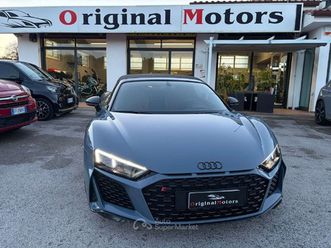 r8 spyder 5.2 v10 performance quattro 620cv/pronta