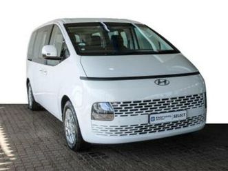 2.2d executive 9-seater