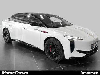 | exclusive| 640 wltp| awd | 111 kwt batteri |