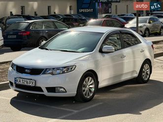 kia cerato 2011