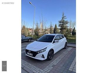 galeriden hyundai i20 1.4 mpi style 2022 model bursa 60.000 km beyaz - 38693907 | arabam.com