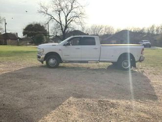 used 2019 ram 3500 lone star crew cab 4x4 8’ box