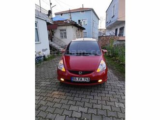 sahibinden honda jazz 1.4 es elite 2006 model samsun 295.000 km kirmizi - 38674994 | arabam.com