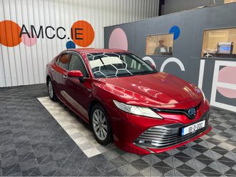 €17950 2018 toyota camry g 2.5 automatic / cruise control / electric seats and more