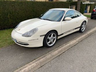 porsche 911 type 996 carrera 4