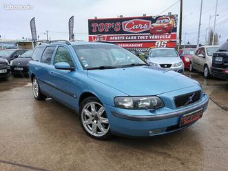 volvo v70 d5 163ch momentum geartronic awd * boite automatique * full options * factures d'entretien à jour * tres bon ètat
