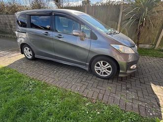 honda freed 1.5 hybrid 2012 7 seater