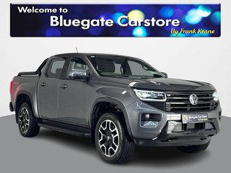 2023 volkswagen amarok 3.0 diesel 4 motion 5 seater crew cab**full leather interior**front heated seats**touch screen media display**reverse camera**apple carpl