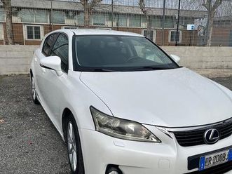 lexus ct200h