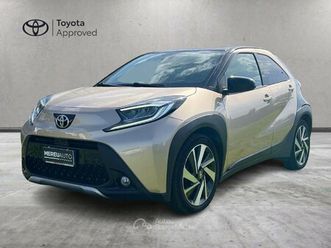 1.0 vvt-i 72 cv 5 porte lounge s-cvt