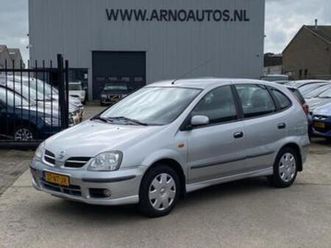 nissan almera tino, 1.8 automaat acenta, airco(clima) ijskoud, apk tot 12-03-27, achteruitrijcamera, 4x elek-ramen, radio-cd, cent-vergrendeling, trekhaak, youn