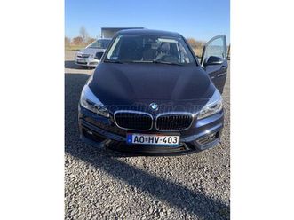 bmw 218d advantage (7 személyes )