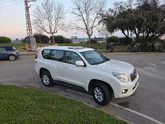 toyota land cruiser 3.0 d4d vx 7 plazas
