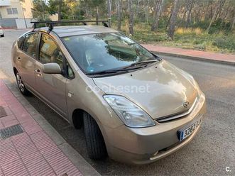 toyota prius 1.5 vvti hsd