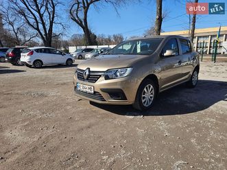 renault sandero 2019