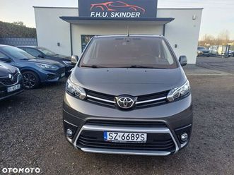 toyota proace verso 2,0-l-d-4d l2 (8-si.) family