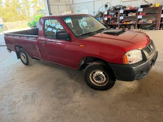 nissan np300 pick-up 2.5d klima 100tkm