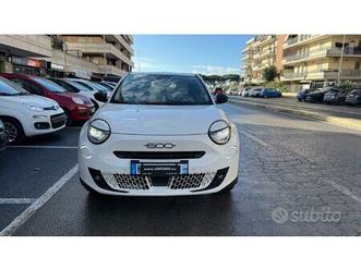 fiat 600 hybrid 110 cv dct mhev la prima led pelle